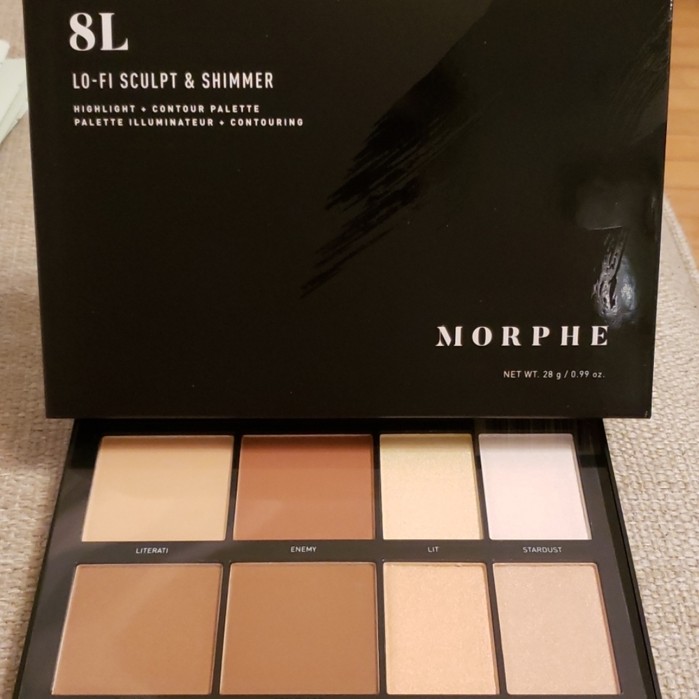 Morphe Sculpt 8L and Shimmer Palette